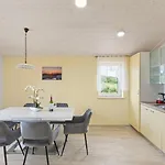 Damian Guest house