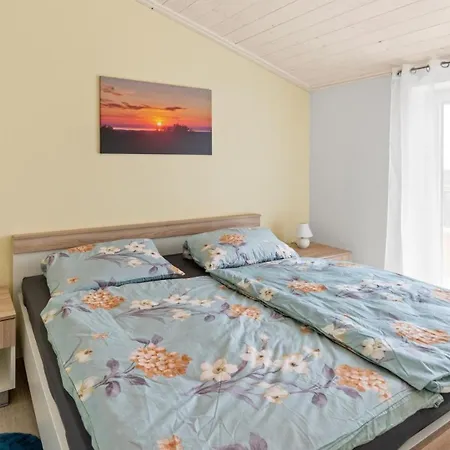 Damian Guest house *